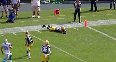 One foot out of bounds packers